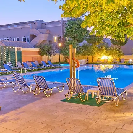 Trivizas Hotel Sidari מלון דירות *